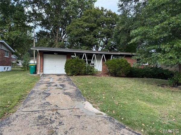 10514 Rothwell Drive , St Louis, MO 63136