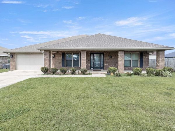 5972 Makenna Dr, Pensacola, FL 32526