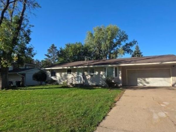10240 Quinn Street NW, Coon Rapids, MN 55433