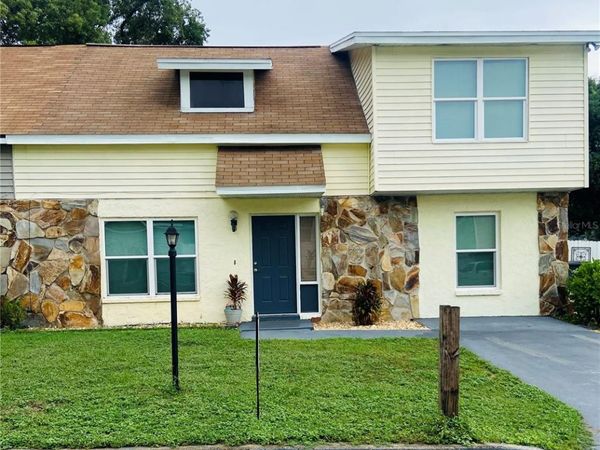 721 GASPARINO COURT , SEFFNER, FL 33584