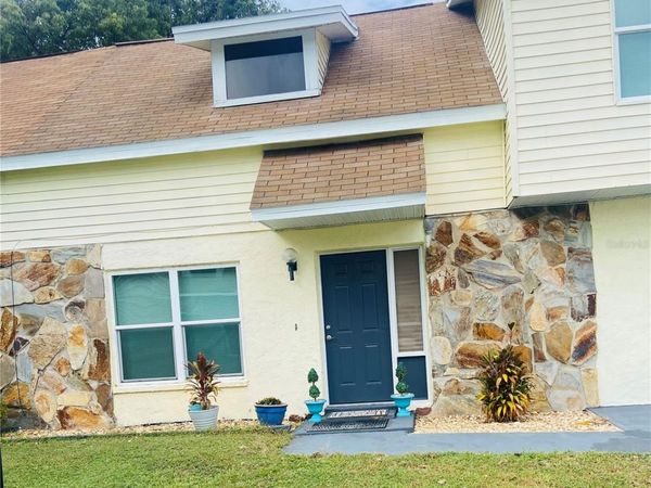 721 GASPARINO COURT , SEFFNER, FL 33584