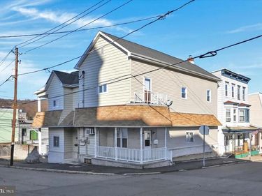 1035-1039 WALNUT STREET, ASHLAND, PA 17921