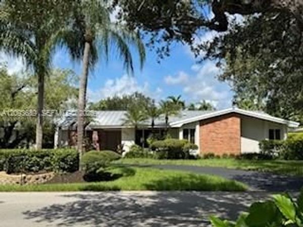 8325 SW 164th Ter , Palmetto Bay, FL 33157
