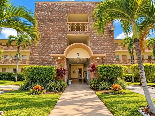 16900 NE 14th Ave , Unit 214, Miami, FL 33162