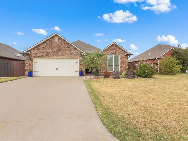 801 Cedar Ridge Drive, McAlester, OK 74501