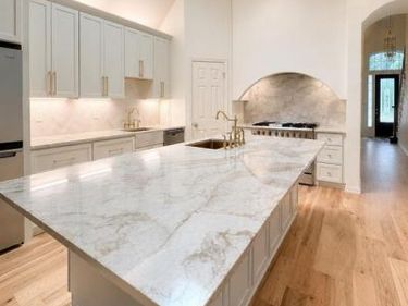 18283 Meandering Way, Dallas, TX 75252