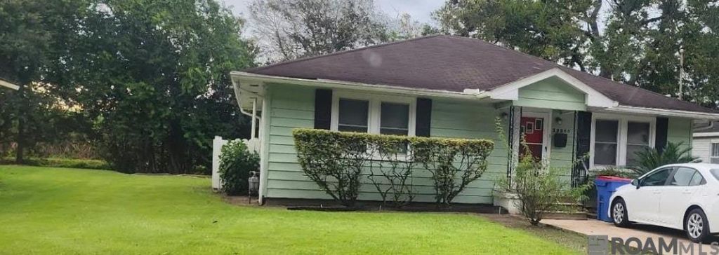 32950 Adams Dr, White Castle, LA 70788 Main Photo