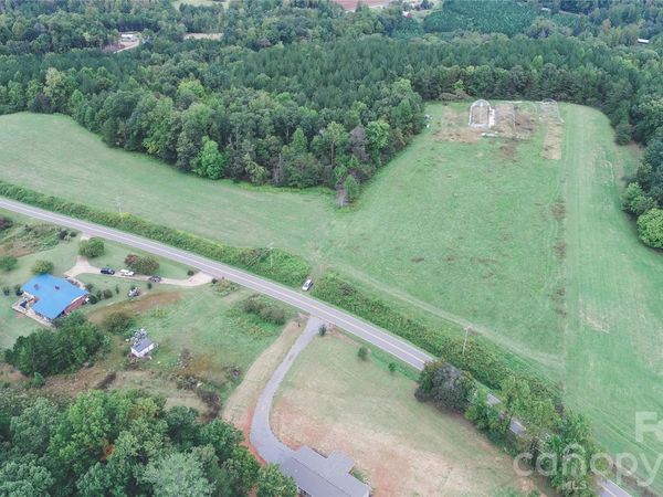 5000 Rhoney Road, Connelly Springs, NC 28612
