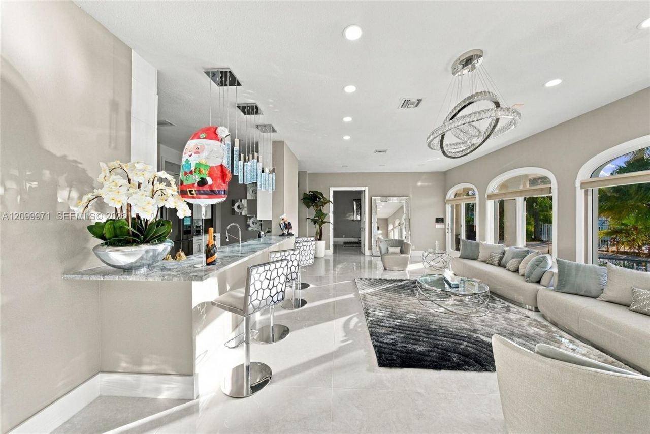 5111 NE 30th Ave, Lighthouse Point, FL 33064 Photo