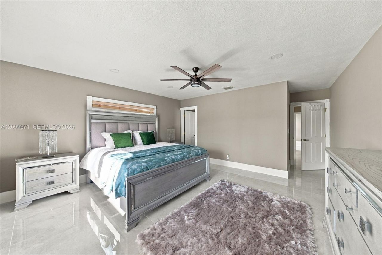 5111 NE 30th Ave, Lighthouse Point, FL 33064 Photo