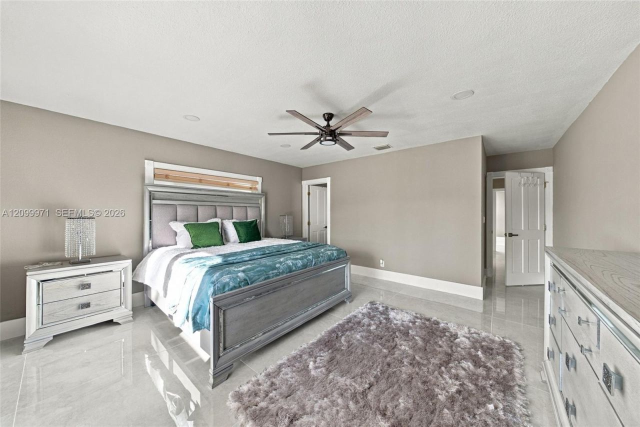5111 NE 30th Ave, Lighthouse Point, FL 33064 Photo