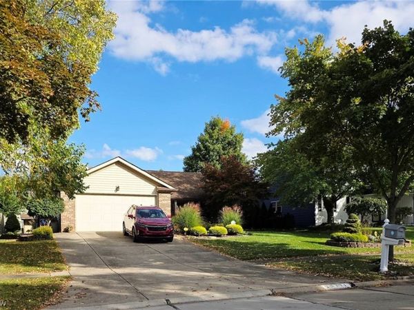 9771 Tannery Way , Olmsted Falls, OH 44138
