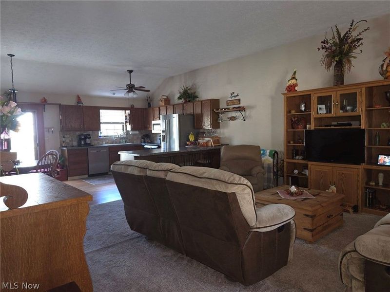 9771 Tannery Way, Olmsted Falls, OH 44138 Photo 10