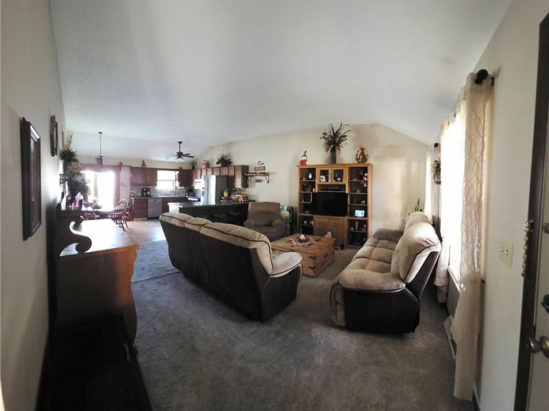 9771 Tannery Way, Olmsted Falls, OH 44138 Photo 8