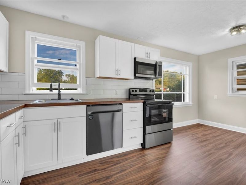 824 E Waterloo Road, Coventry, OH 44306 Photo 10