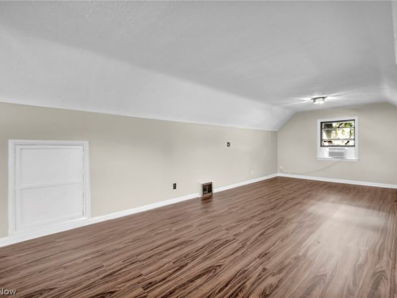 824 E Waterloo Road, Coventry, OH 44306 Photo 18