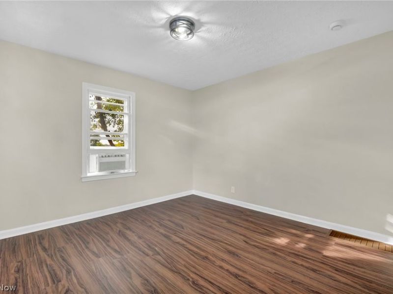 824 E Waterloo Road, Coventry, OH 44306 Photo 23