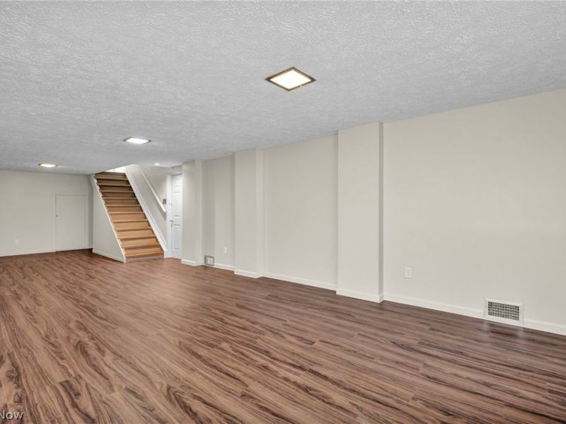 824 E Waterloo Road, Coventry, OH 44306 Photo 24