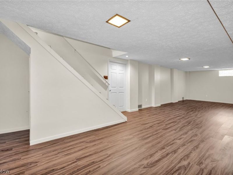 824 E Waterloo Road, Coventry, OH 44306 Photo 25