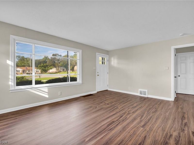 824 E Waterloo Road, Coventry, OH 44306 Photo 9