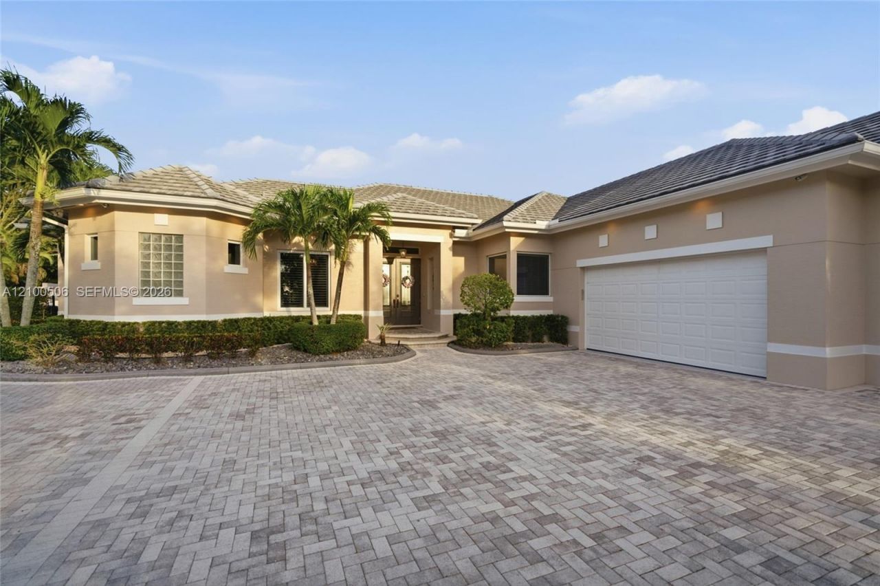 1320 NW 118th Ave, Plantation, FL 33323 Photo