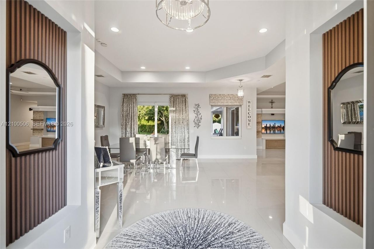 1320 NW 118th Ave, Plantation, FL 33323 Photo