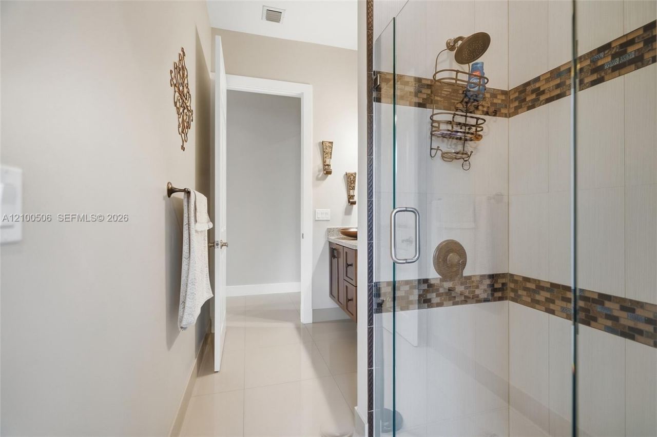 1320 NW 118th Ave, Plantation, FL 33323 Photo