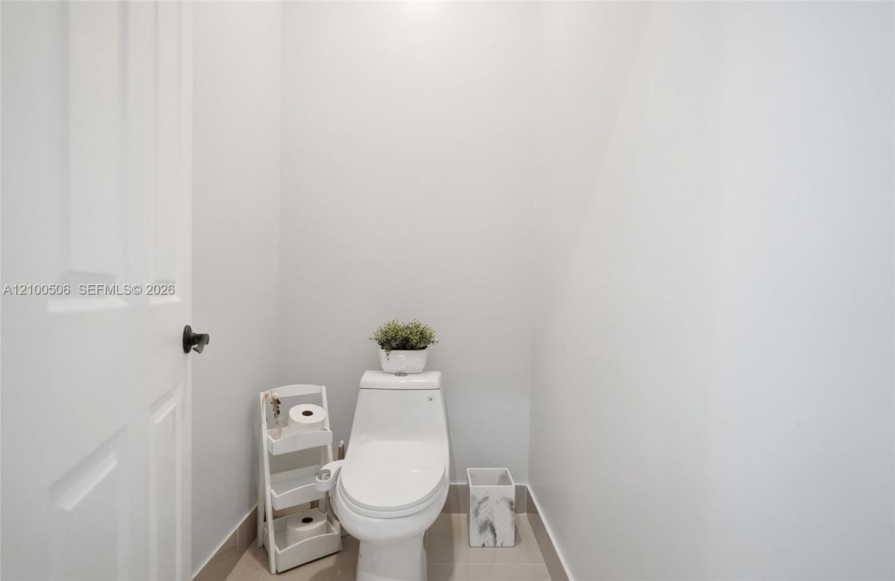 1320 NW 118th Ave, Plantation, FL 33323 Photo
