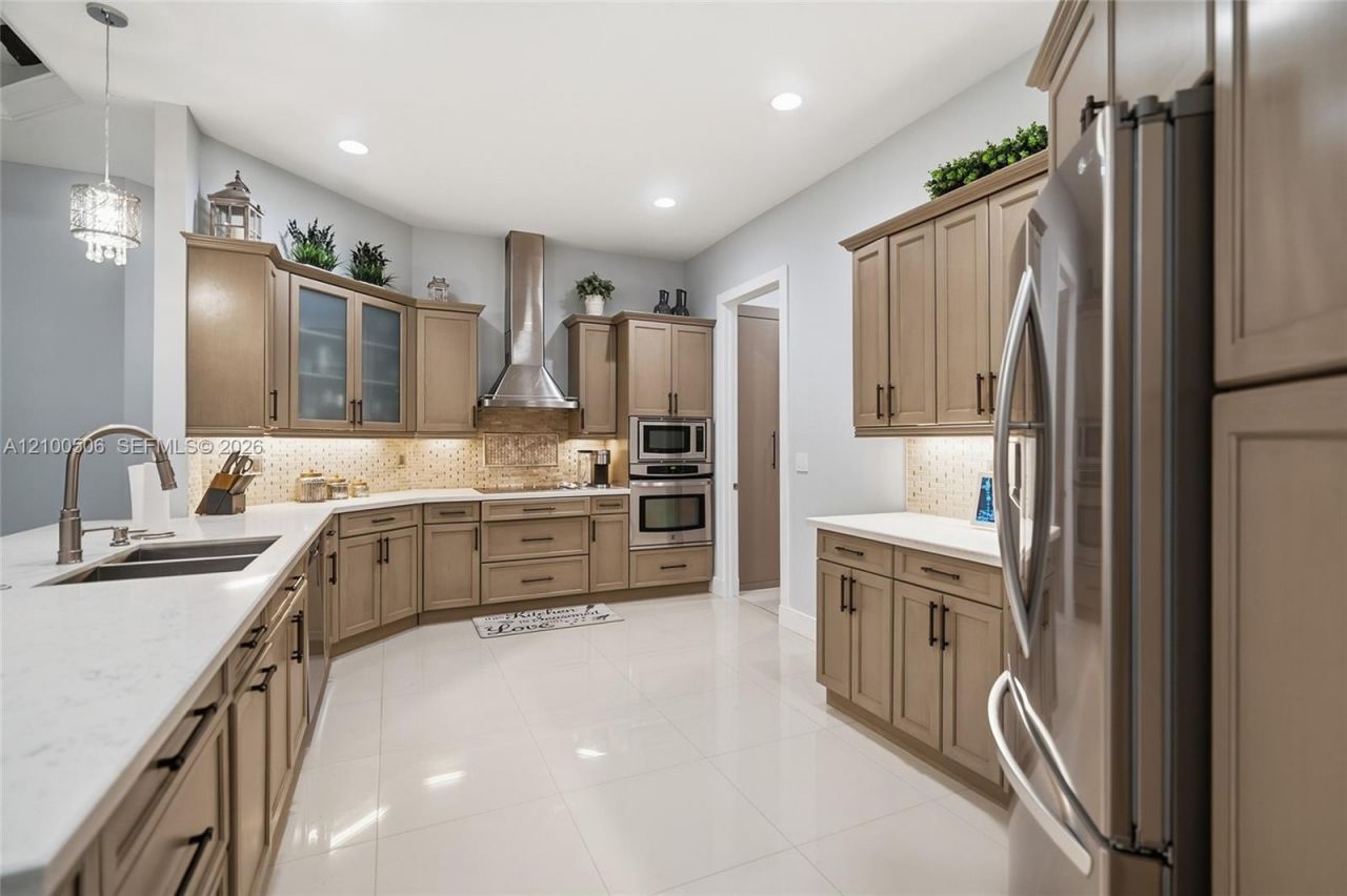1320 NW 118th Ave, Plantation, FL 33323 Photo