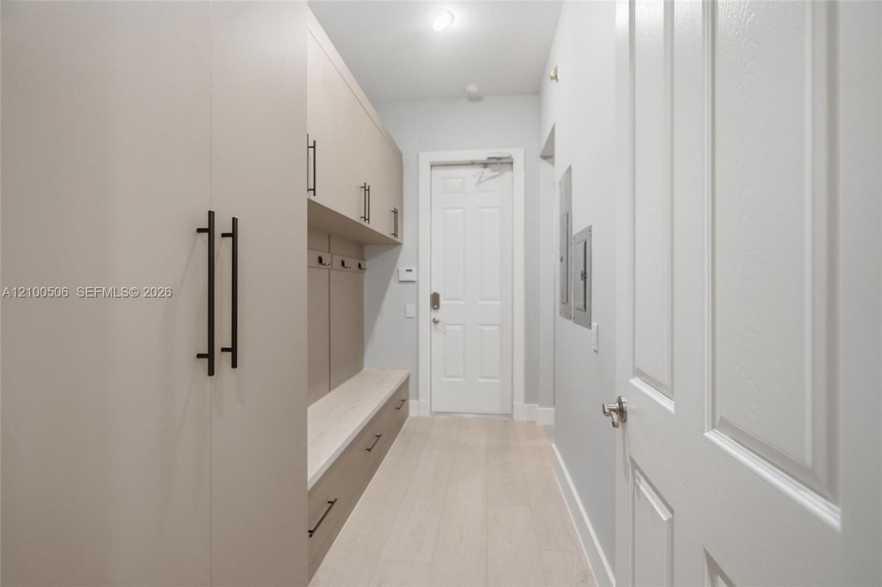 1320 NW 118th Ave, Plantation, FL 33323 Photo