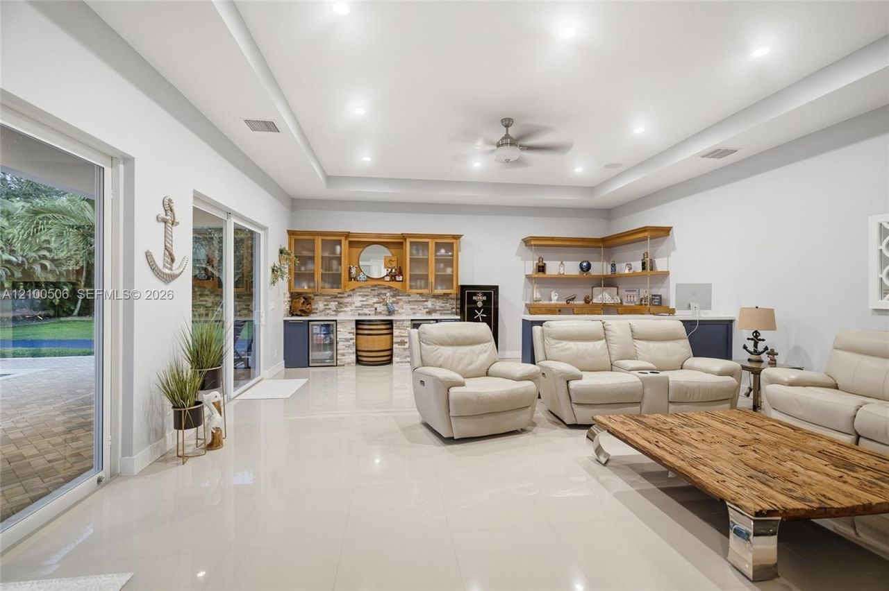 1320 NW 118th Ave, Plantation, FL 33323 Photo
