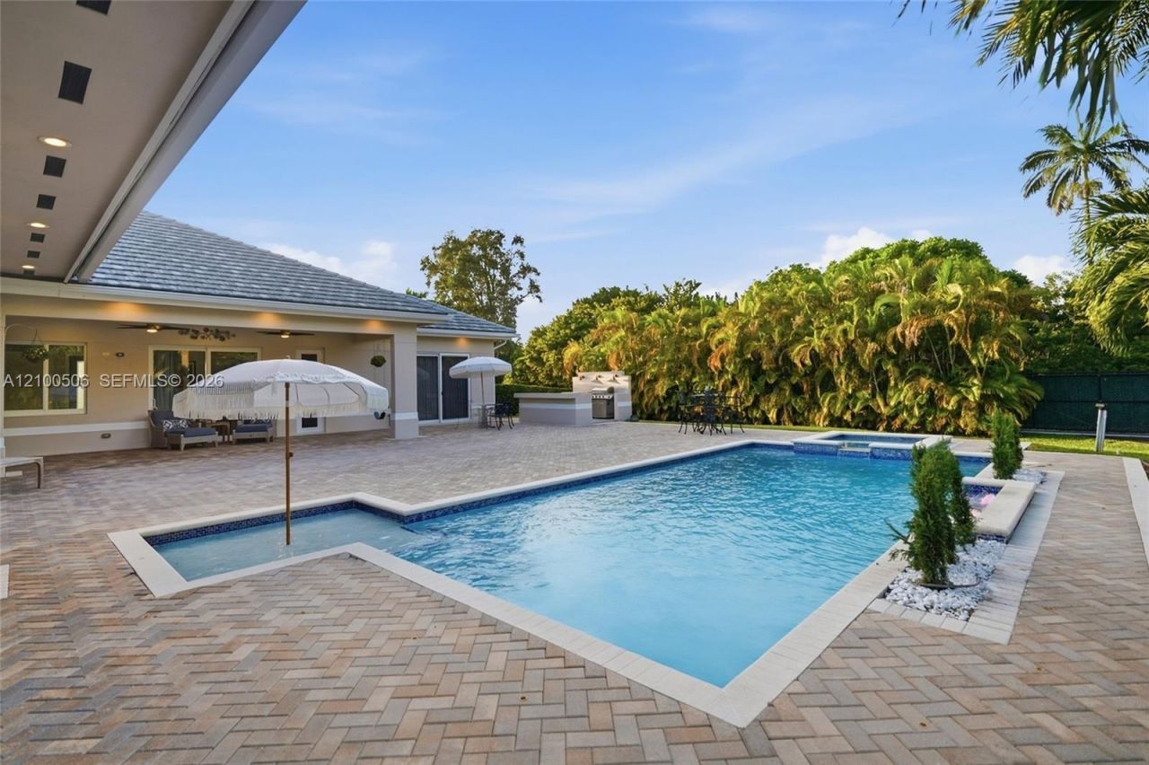 1320 NW 118th Ave, Plantation, FL 33323 Photo