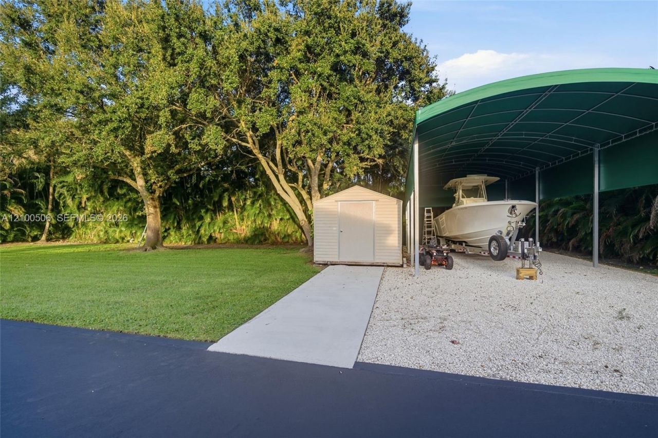 1320 NW 118th Ave, Plantation, FL 33323 Photo
