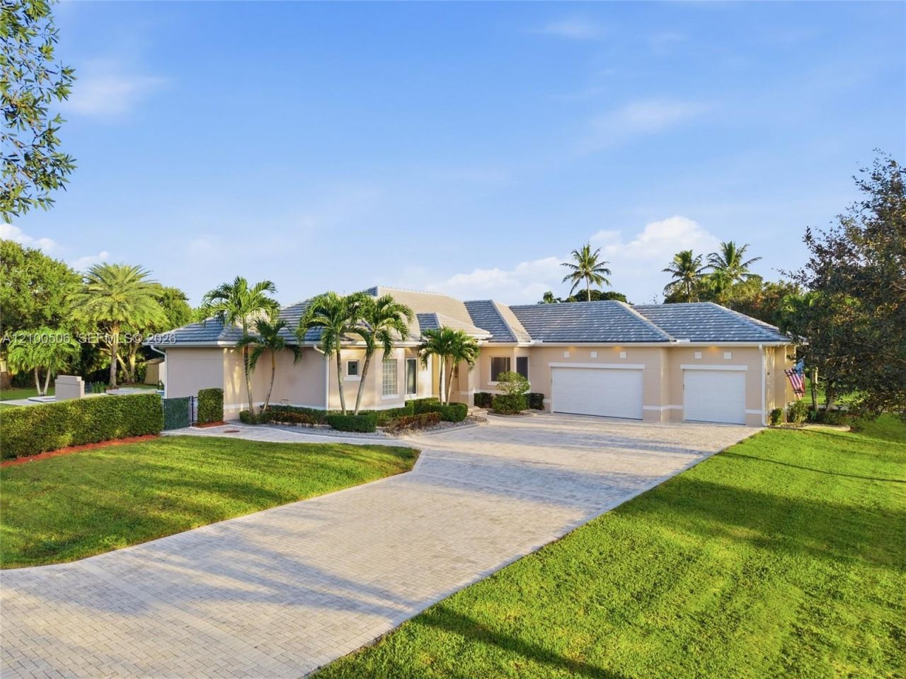 1320 NW 118th Ave, Plantation, FL 33323 Photo
