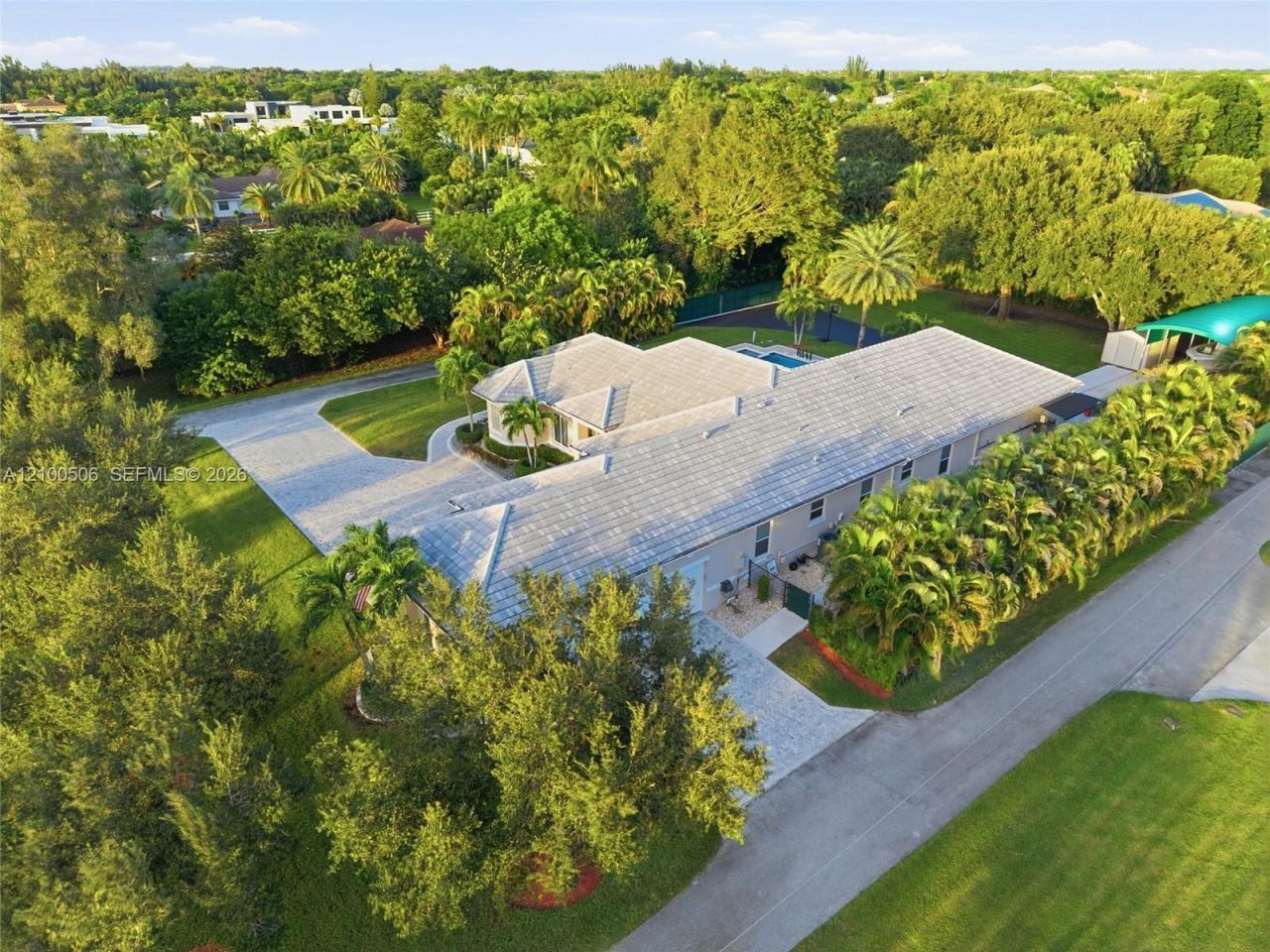 1320 NW 118th Ave, Plantation, FL 33323 Photo