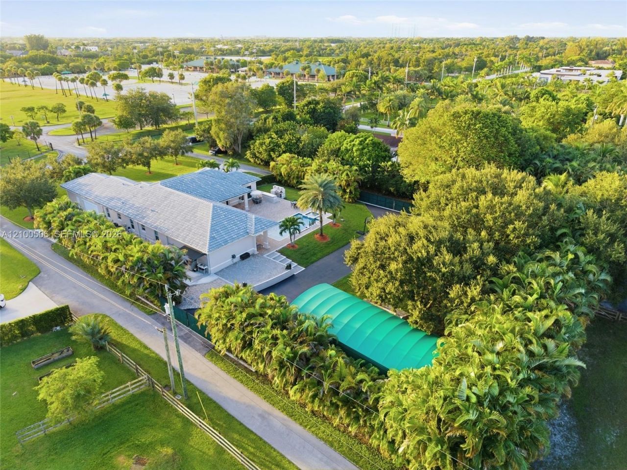 1320 NW 118th Ave, Plantation, FL 33323 Photo
