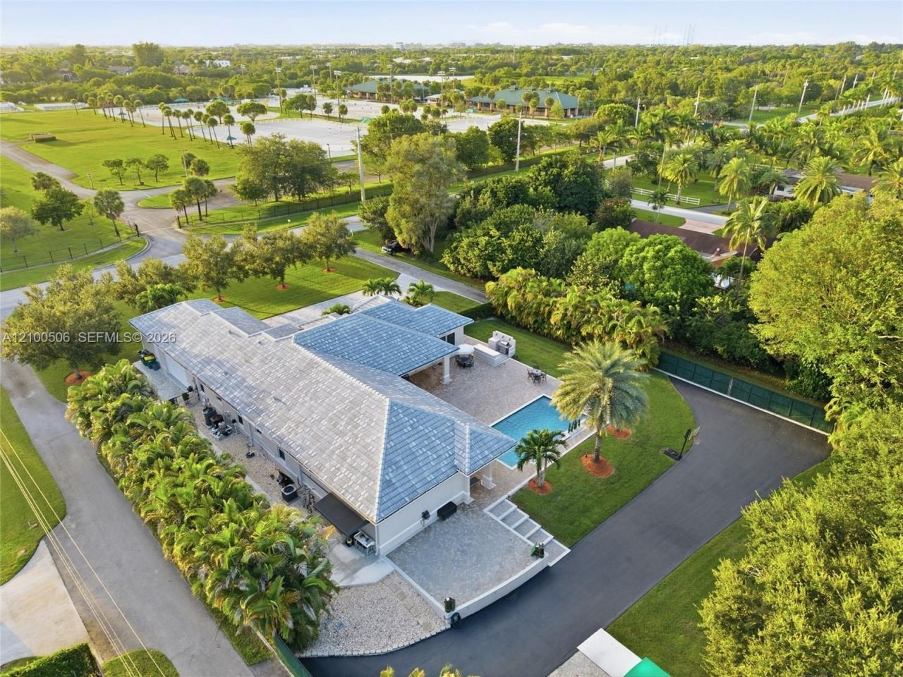 1320 NW 118th Ave, Plantation, FL 33323 Photo