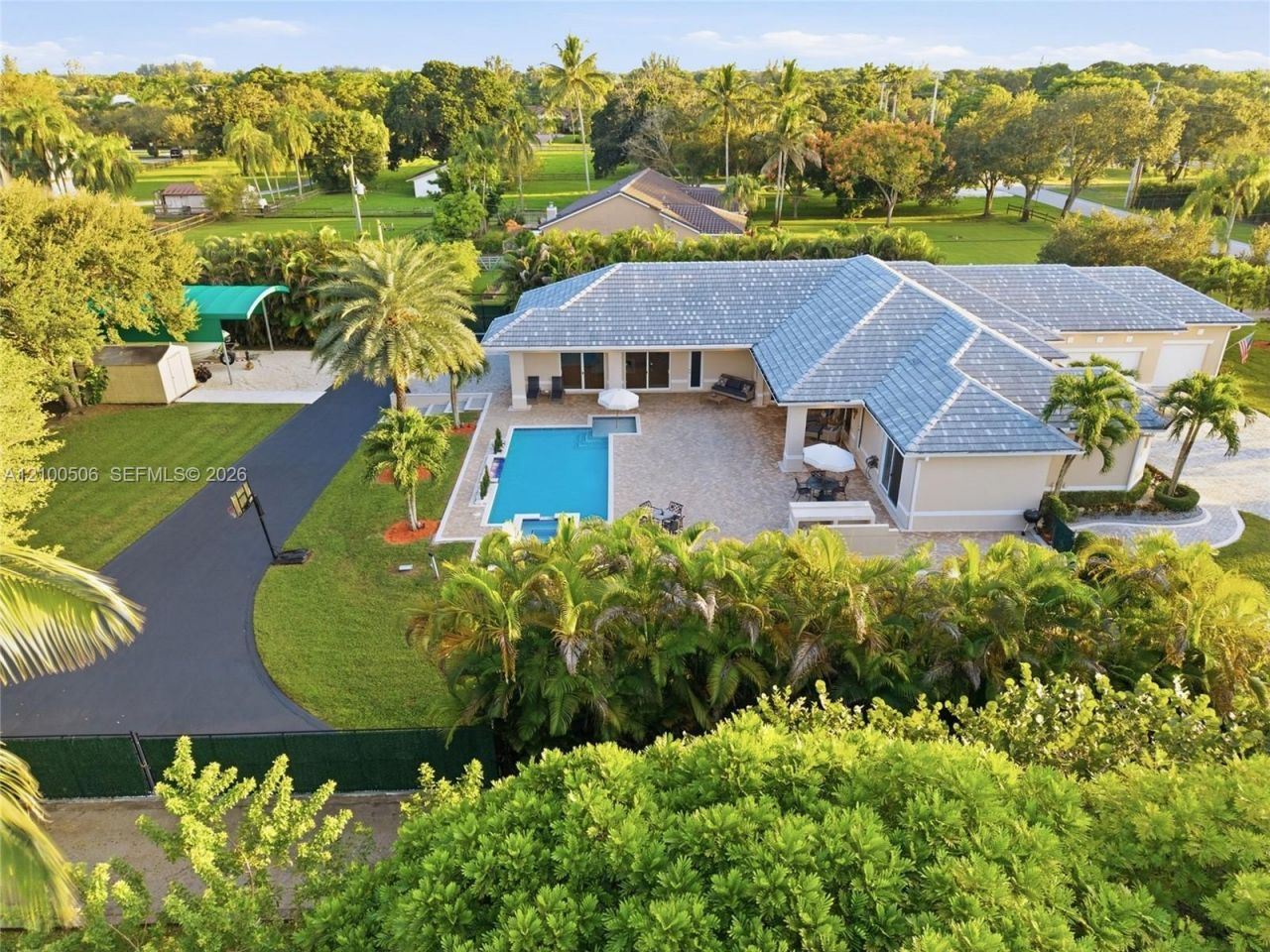1320 NW 118th Ave, Plantation, FL 33323 Photo