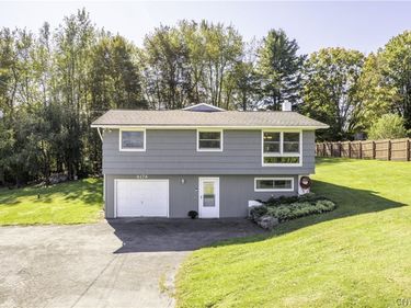 4174 Howlett Hill Road, Syracuse, NY 13215