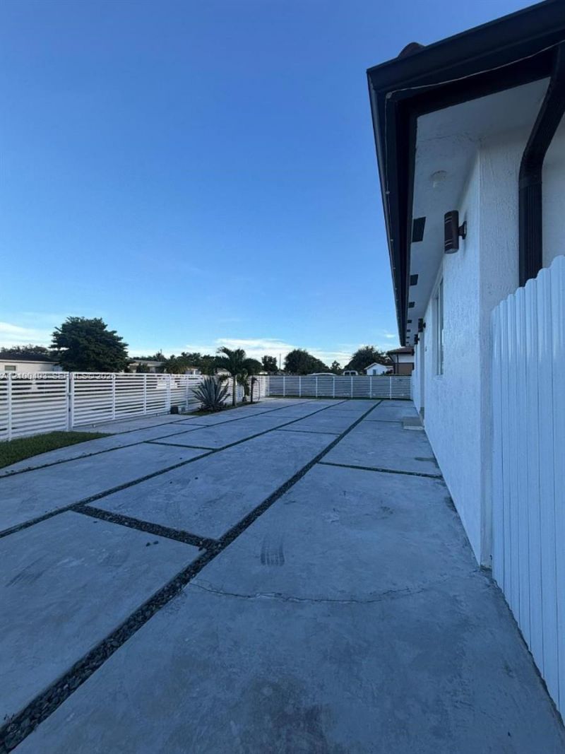 14100 Jefferson St , Miami, FL 33176 Photo