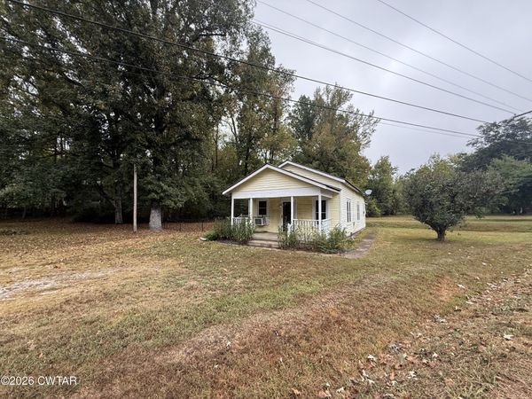 1051 Beacon Road , Parsons, TN 38363