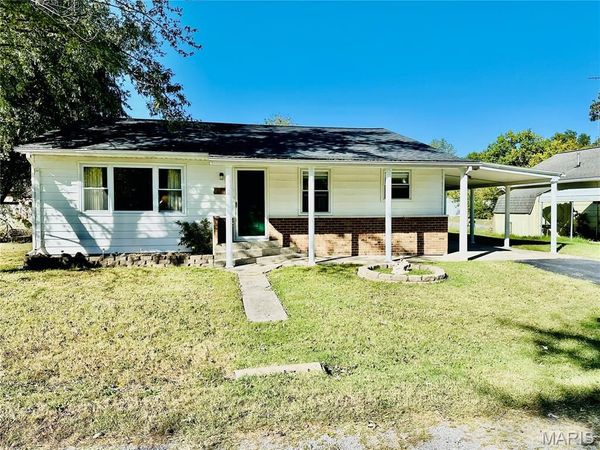 606 E Plum Street, Percy, IL 62272