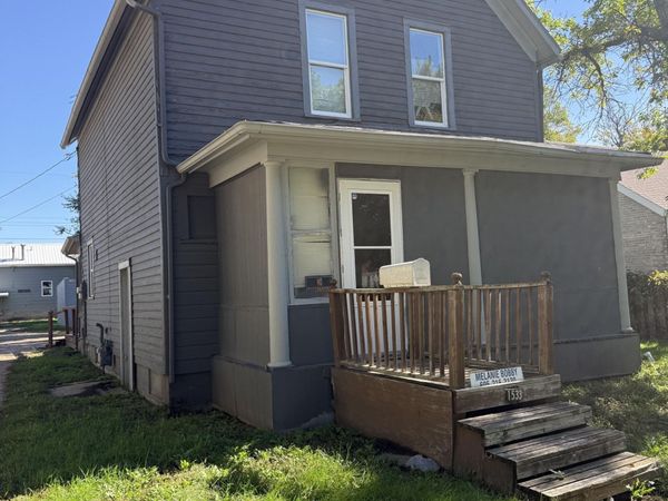 1533 S GRANT STREET, Aberdeen, SD 57401
