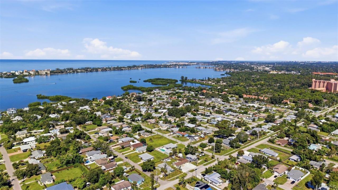 1757 Mova Street, Sarasota, FL 34231 Photo