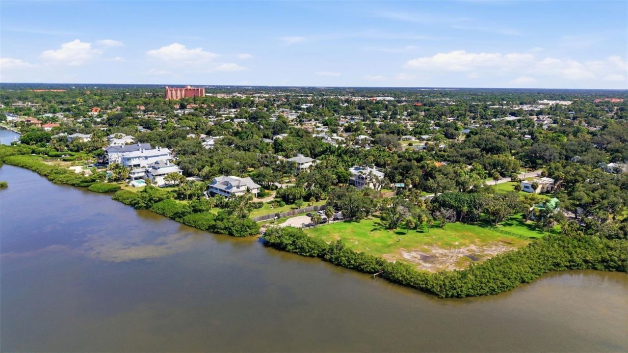 1757 Mova Street, Sarasota, FL 34231 Photo