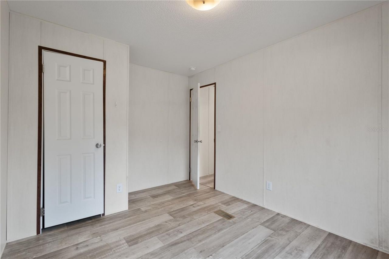 6038 NW 17th Court , Bell, FL 32619 Photo