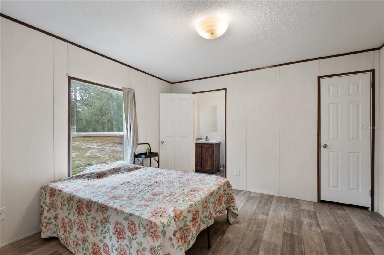 6038 NW 17th Court , Bell, FL 32619 Photo