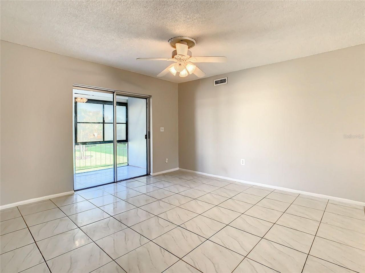 1000 Lake Of The Woods Boulevard , Unit 202H, Fern Park, FL 32730 Photo