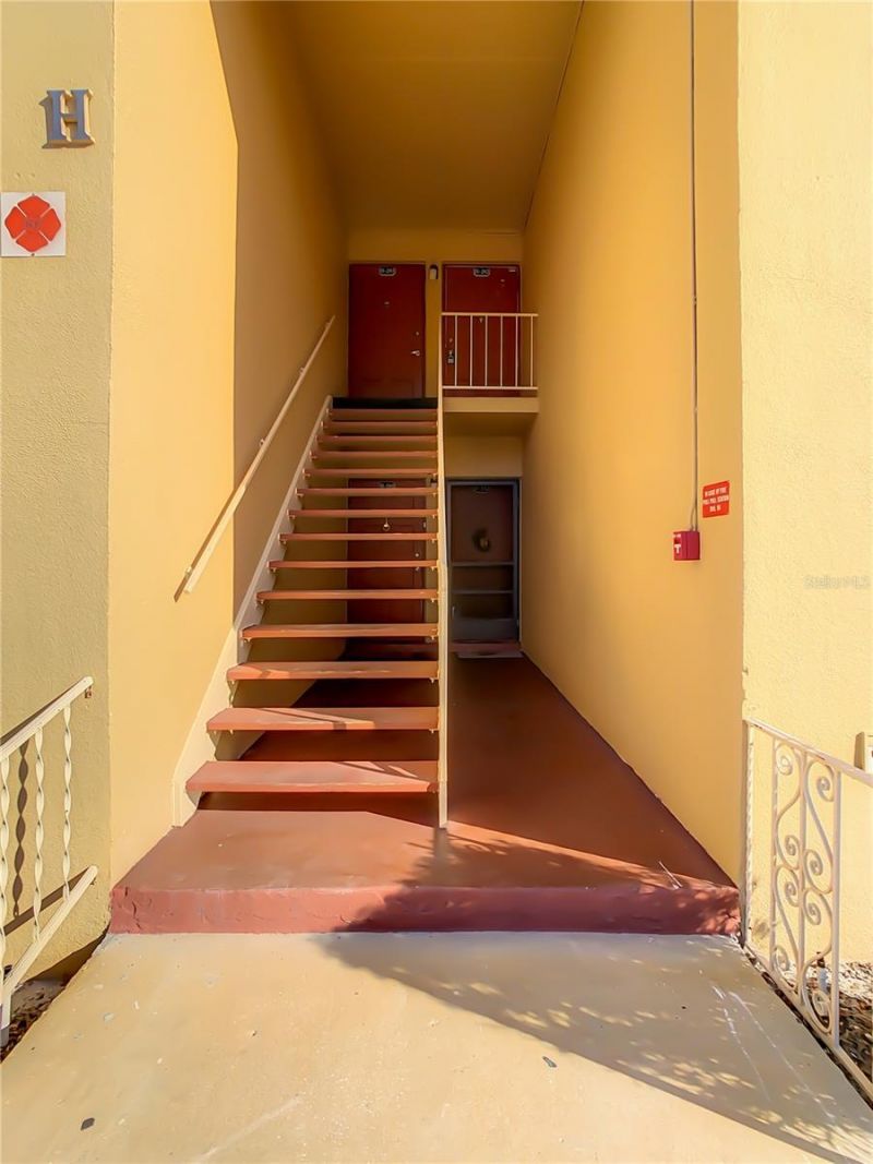1000 Lake Of The Woods Boulevard , Unit 202H, Fern Park, FL 32730 Photo