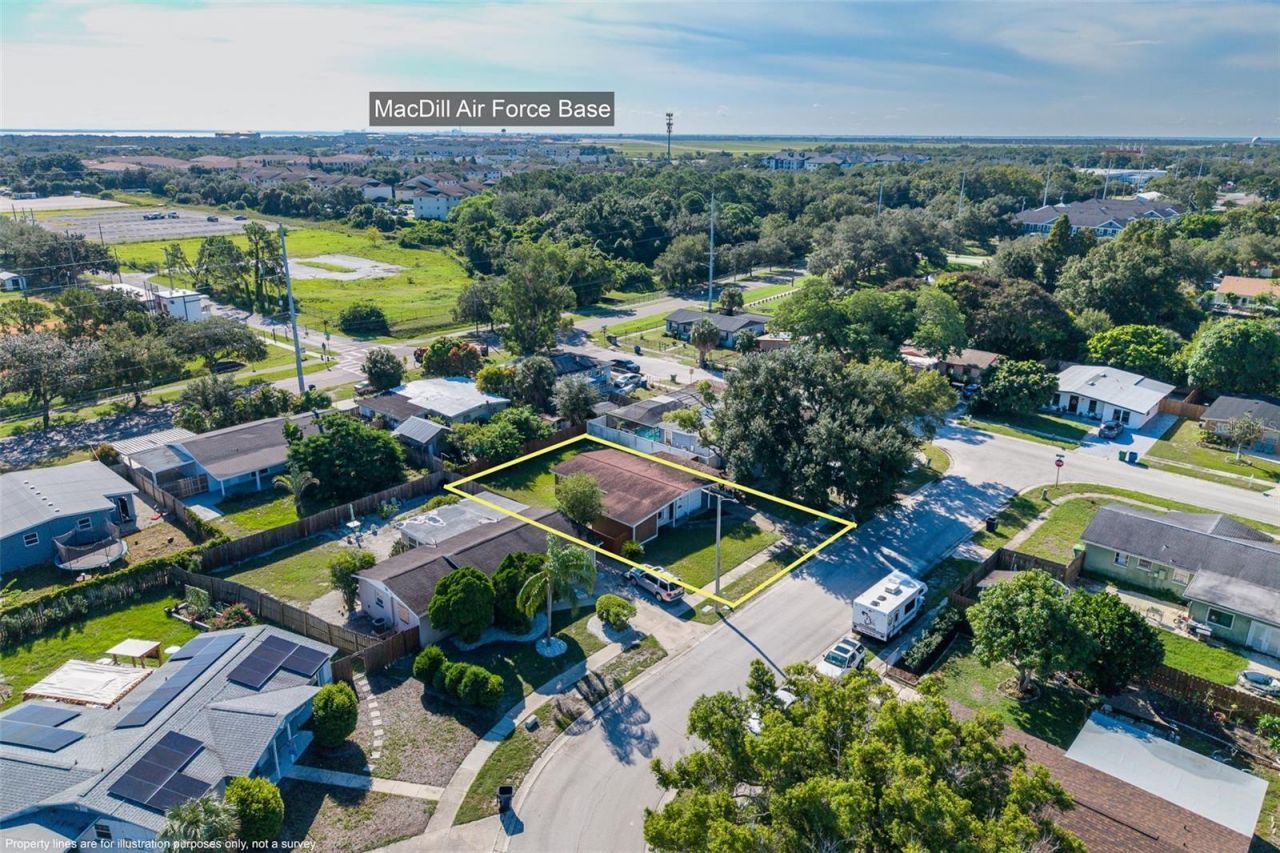 4403 Gandy Circle , Tampa, FL 33616 Photo